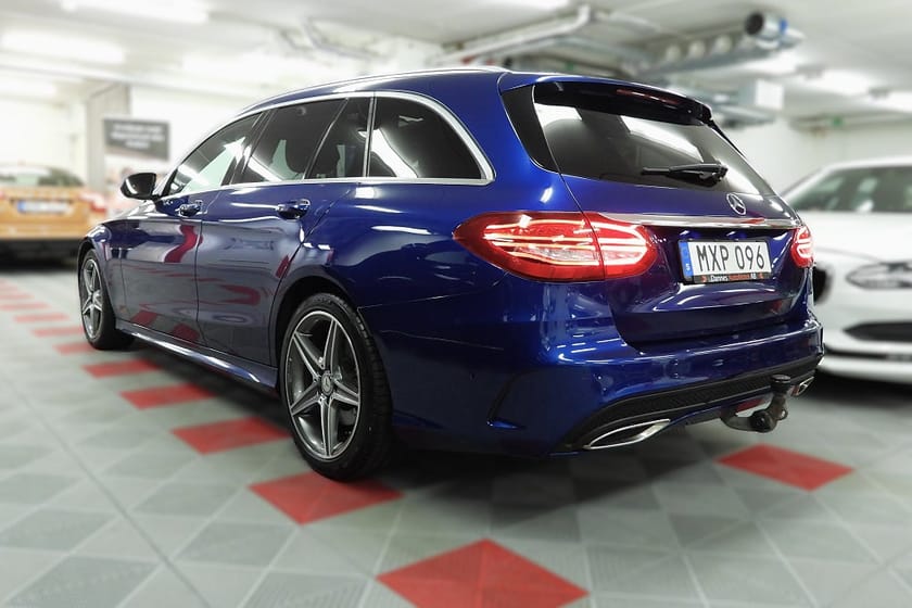 Bild 5 av Mercedes-Benz C 300 T 7G-Tronic Plus AMG Line Plus Panorama Burmester