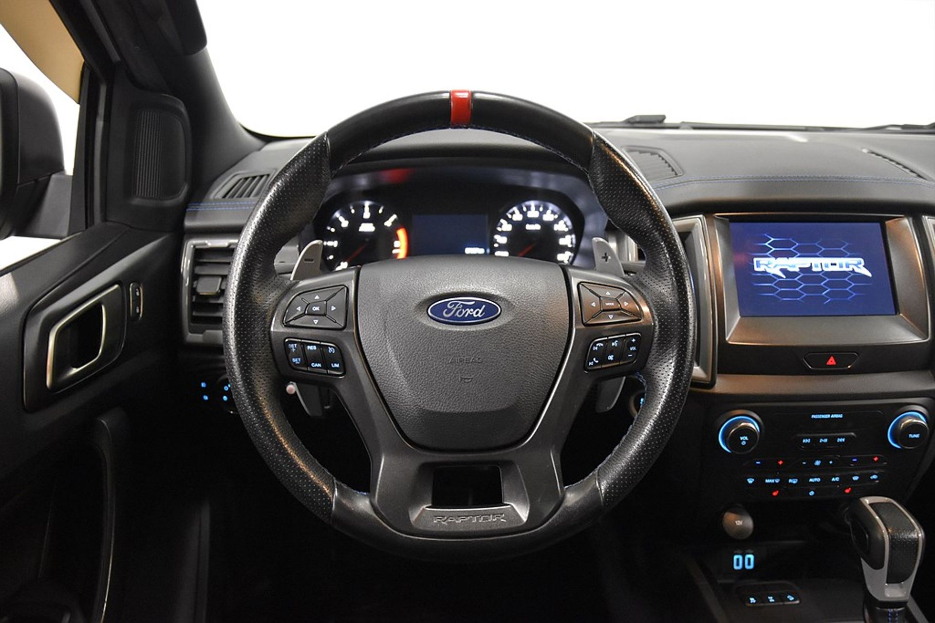 Ford Ranger 2.0 TDCi 2022, bild 2/10