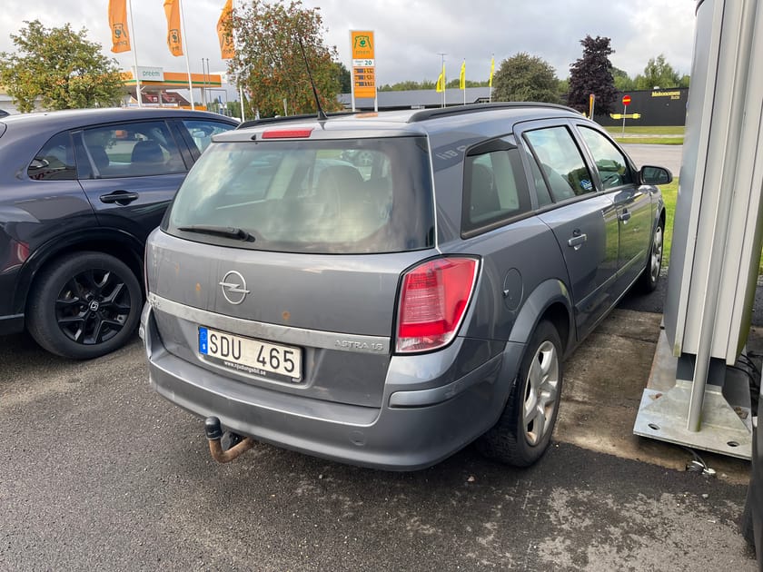 Bild 3 av Opel Astra Caravan 1,6 Kombi