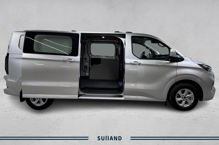 Bilde 4 av Ford Transit Custom 320 AWD L2 170hk Limited, Webasto, ACC, Krok, Service