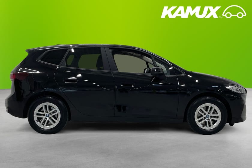 Bild 2 av BMW 225e xDrive Active Tourer Navi Drag Moms 245hk