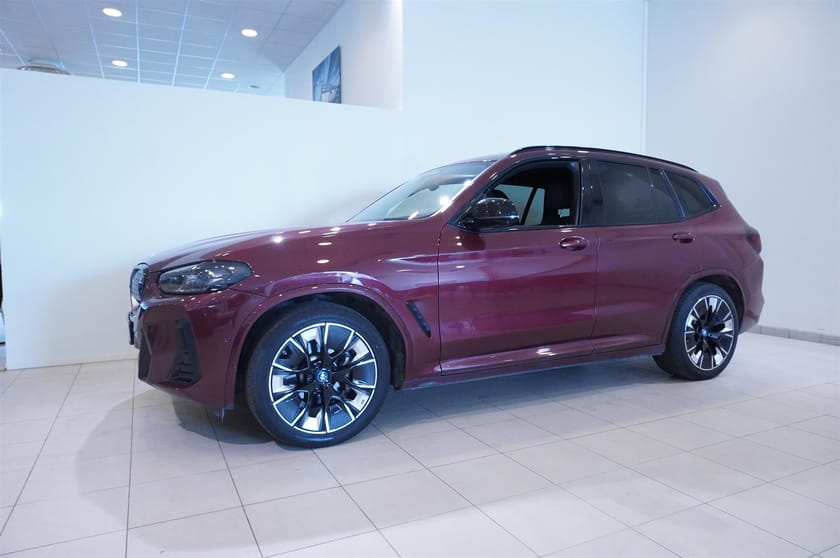 Bild 3 av BMW iX3 M-Sport, Dragkrok, Navi, Pano, Head UP