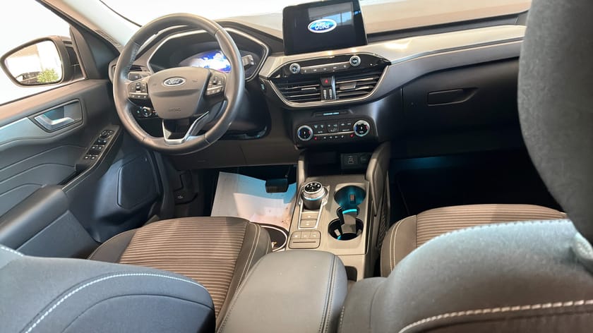 Bild 5 av Ford Kuga Plug-In Hybrid Titanium 225hk privatleasing fr. 4395 kr/mån