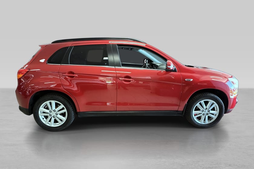 Bilde 4 av Mitsubishi ASX 2,2-150hk/ 4WD / AT / Takluke/ Lav KM / Hengerfeste /