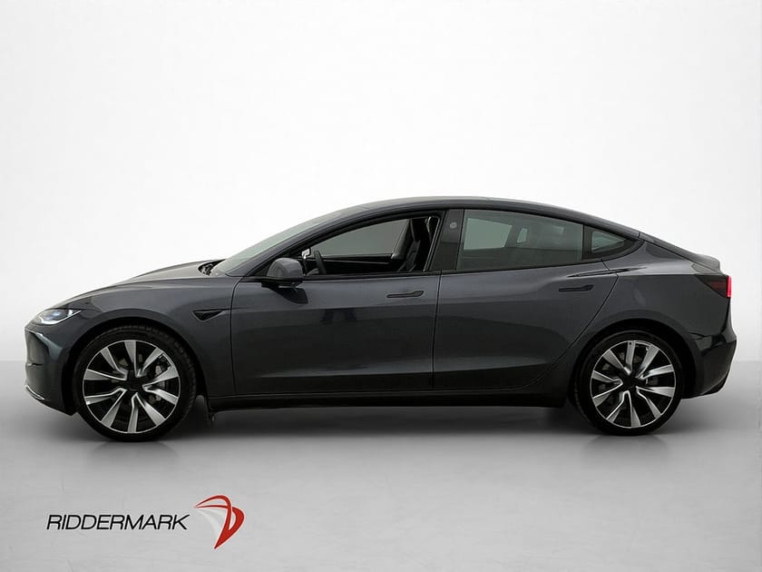 Bild 5 av Tesla Model 3 Long Range AWD Pano Kamera Autopilot SV-såld