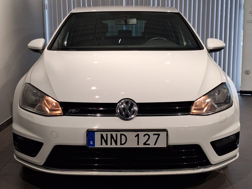 Bild 2 av Volkswagen Golf 1.4 TSI  | R-Line | Sportstolar | Sätesvärme