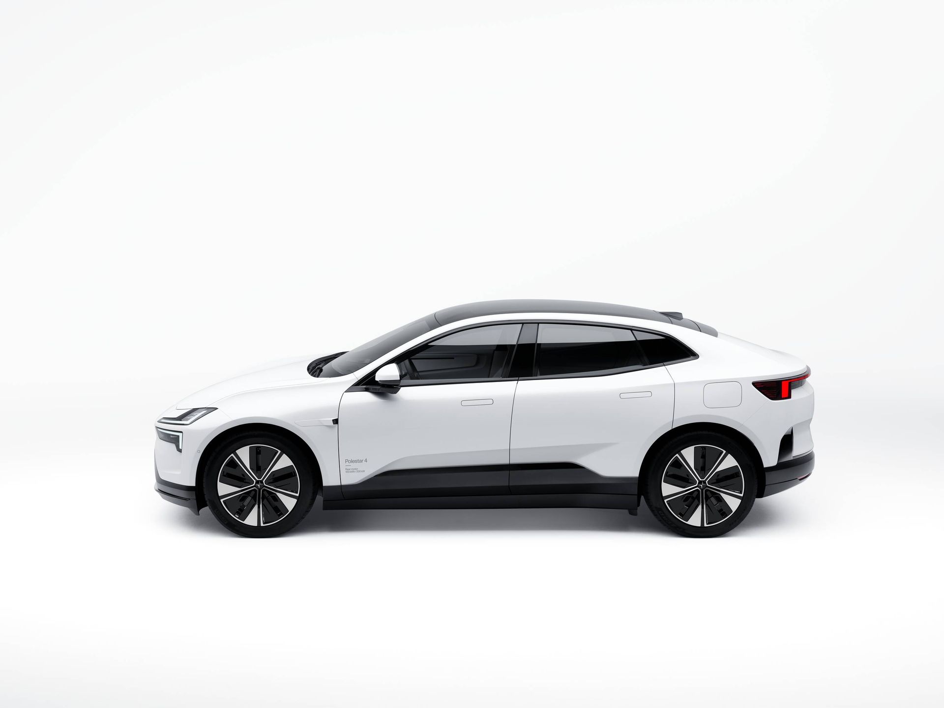 Polestar 4 Coupé Long range Dual motor 2027, bild 3/4
