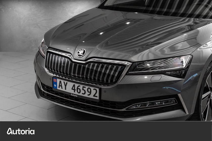 Bilde 2 av Škoda Superb iV Combi