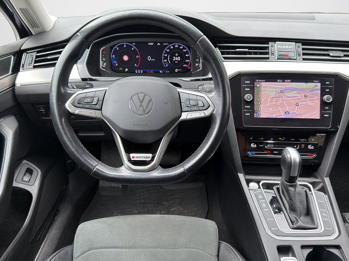 Volkswagen Passat Sportscombi, bild 10 av 17