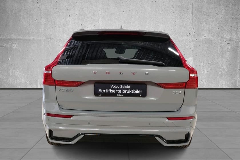 Bilde 3 av Volvo XC60 T8 AWD 456 Hk Plus Dark Edition. Semi.el-hengerfeste