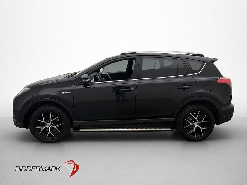 Bild 2 av Toyota RAV4 Hybrid 2.5 197hk Active Plus Dragkrok Kamera Rattvärme