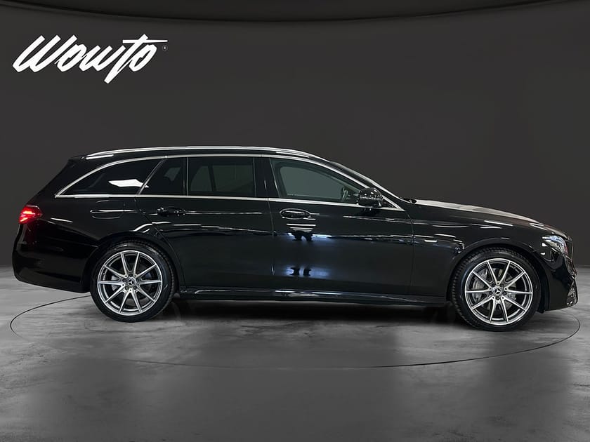 Bild 3 av Mercedes-Benz E 220 T d 4MATIC AMG Night Drag Burmester Wide