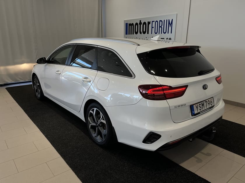 Bild 3 av Kia Ceed Sportswagon 1.4 T-GDI 140hk Drag, V-Hjul, m&k Värmare
