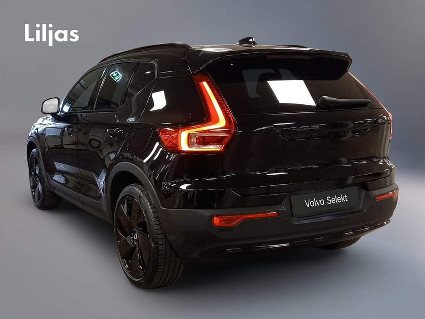 Bild 4 av Volvo EX40 Single Motor Extended Range M R Ultra Black Edt//Dragkrok//