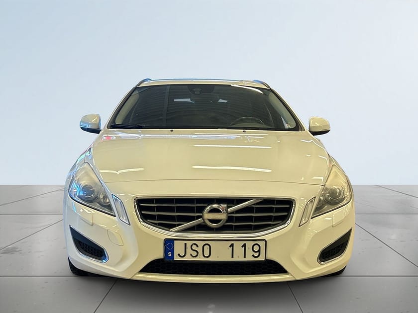 Bild 2 av Volvo V60 D4 Momentum Business Edition Pro Drag/SoV-Däck/P-Sens