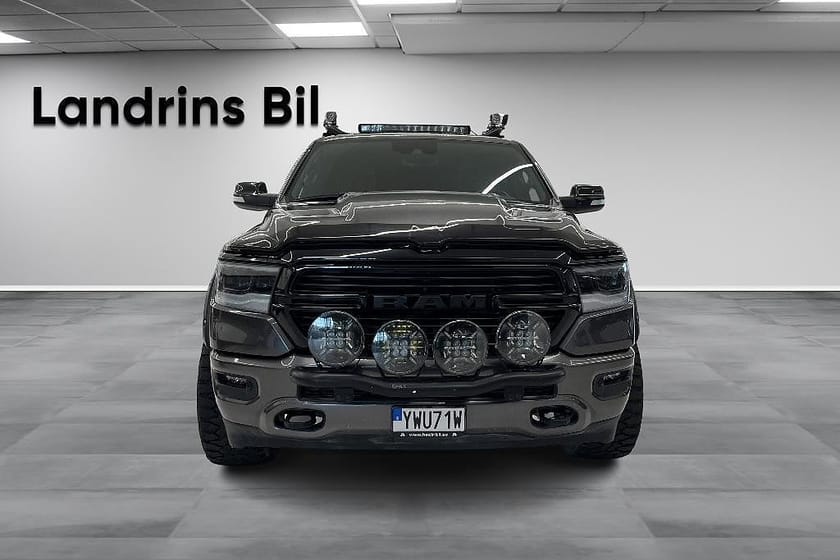 Bild 2 av RAM 1500 Crew Cab