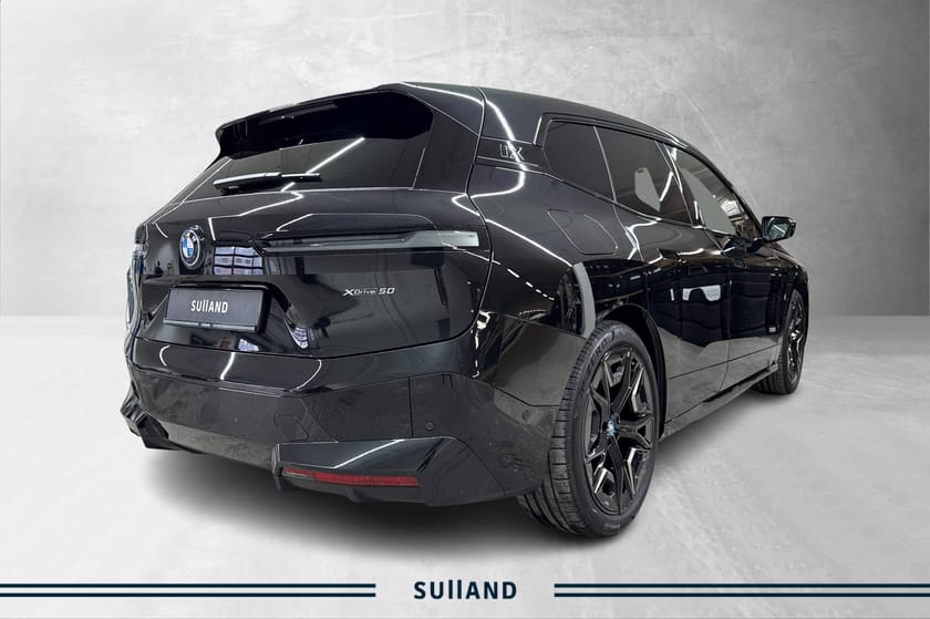 Bilde 5 av BMW iX xDrive50 Fully Charged, Luftfjæring, Multifunk.seter