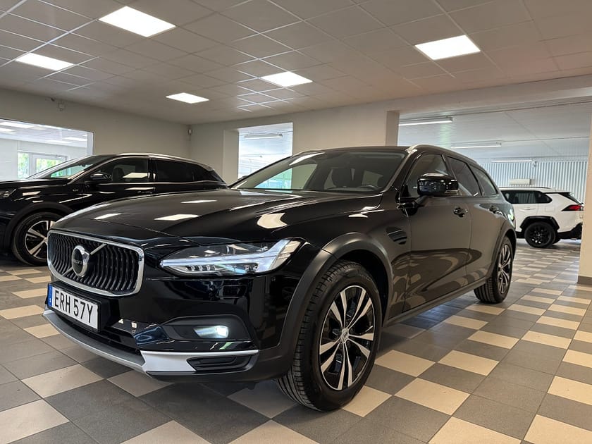 Bild 1 av Volvo V90 Cross Country B4 AWD Geartronic H/K B-kamera Navi CarPlay Drag 197 Hk