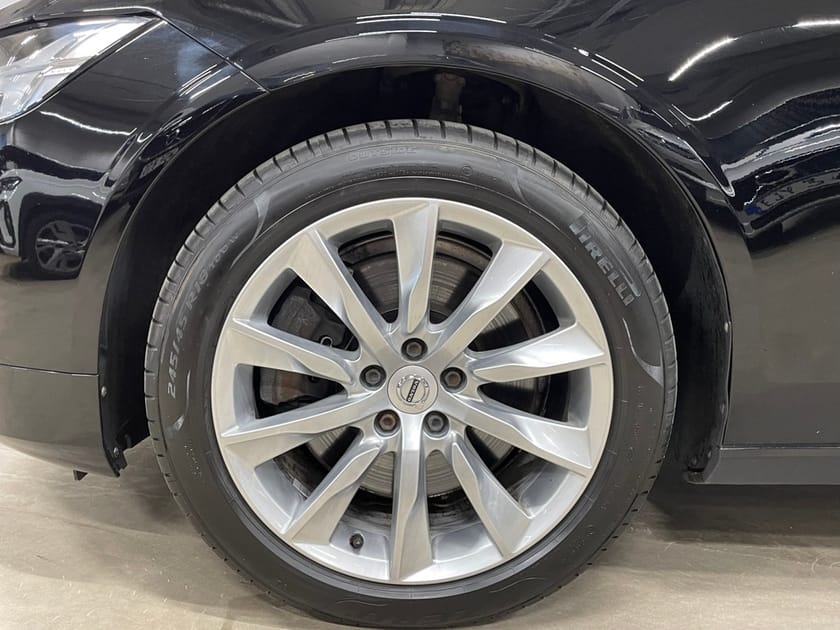 Bild 5 av Volvo V90 B4 AWD Diesel Mom Adv SE *Drag/B-kamera/Navi*