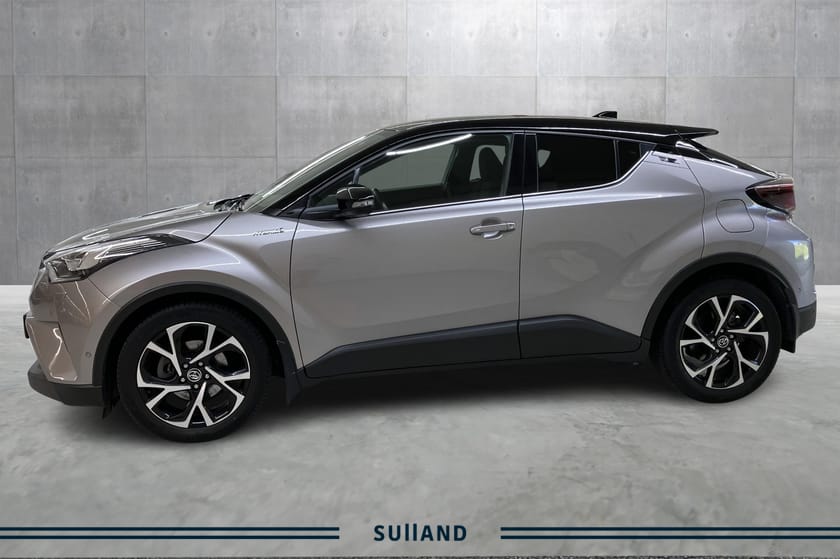 Bilde 2 av Toyota C-HR Hybrid 1.8l - Lounge Tech, LAV KM!!