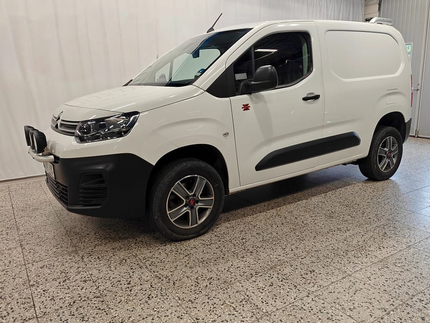 Bild 1 av Citroën Berlingo Van Increased Payload 1.5 BlueHDi 130 4x4 Dangel, Manuell, 131hk
