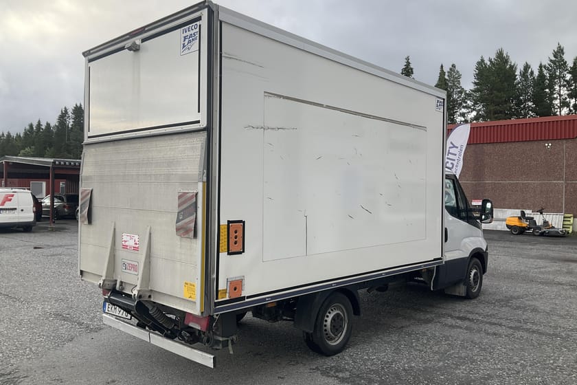 Bild 5 av Iveco Daily 35-160 Chassi Cab 35 2.3 (156hk) Reparationsobjekt