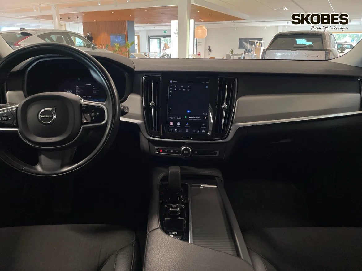 Volvo V90 Cross Country