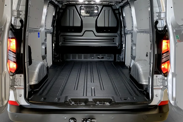 Ford Transit Custom 320 Plug-in Hybrid