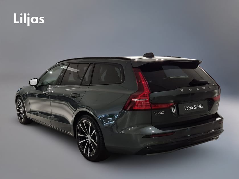 Bild 4 av Volvo V60 T6 AWD Plus Dark Nordic Edition//360-kamera//Drag//