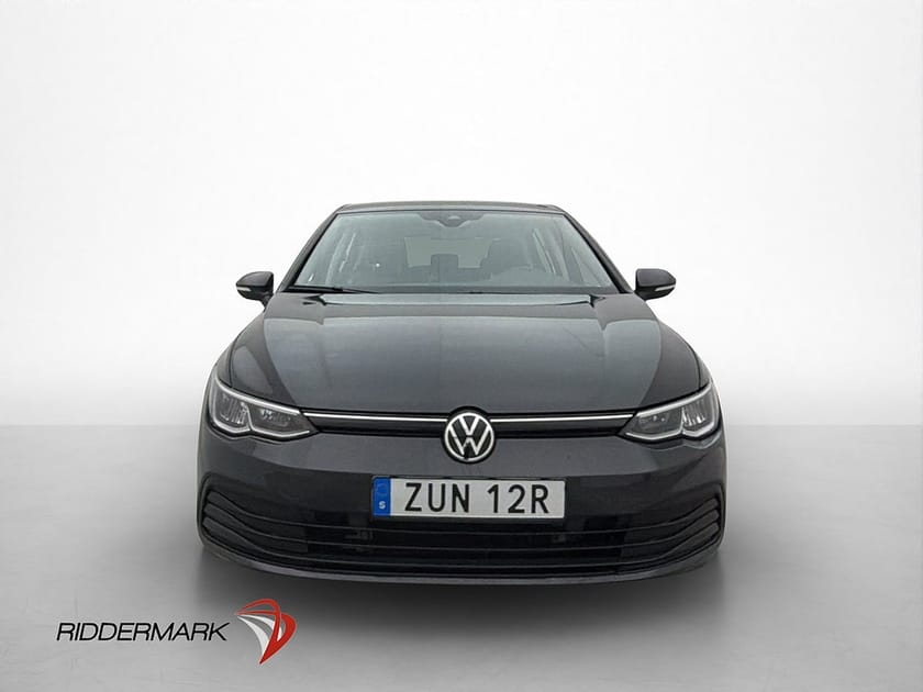 Bild 2 av Volkswagen Golf 1.5 eTSI Navi Carplay Rattvärme 150hk