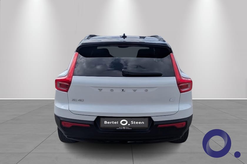 Bilde 4 av Volvo XC40 P8 AWD Recharge Twin plus / Skinnseter / Mye utstyr!