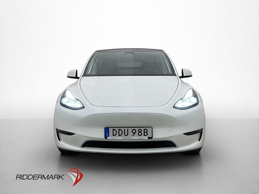 Bild 2 av Tesla Model Y Long Range AWD Dragkrok Pano Svensksåld MOMS