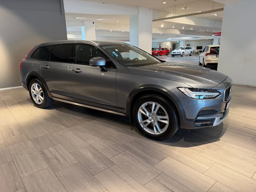 Bild 4 av Volvo V90 Cross Country Business Adv Drag Värmare Läder V-hjul