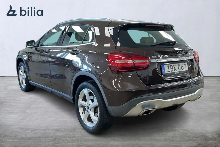 Bild 4 av Mercedes-Benz GLA 220 4MATIC 7G-DCT