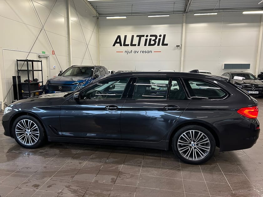 Bild 4 av BMW 520d xDrive Touring Steptronic Sport line Kamera/Drag/Navi