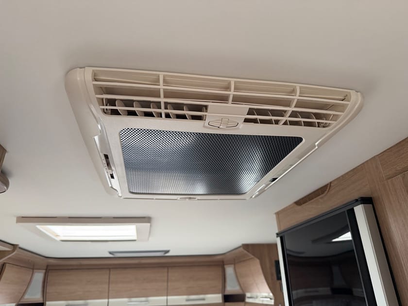 Bild 5 av Kabe Trailer Classic 560 GLE KS E2 * AC & Boxmarkis *