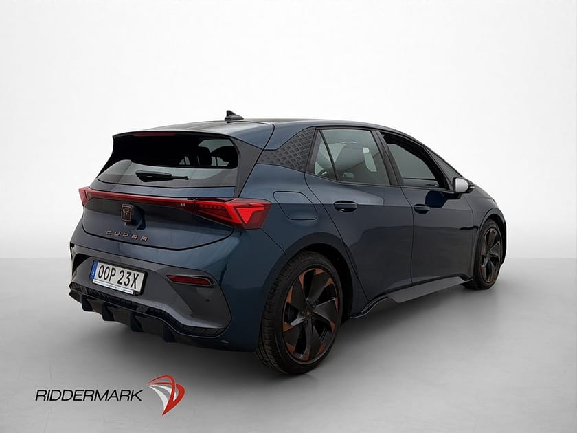 Bild 5 av CUPRA Born e-boost 59 231hk Värm Massage Rattvärme Elstolar