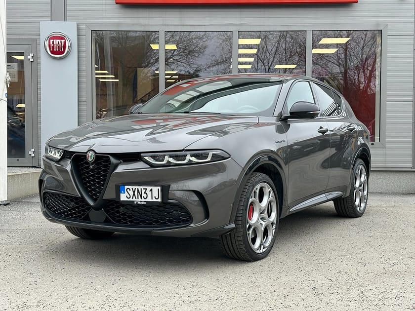 Bild 1 av Alfa Romeo Tonale Plug-in-Hybrid 280hk Q4 Veloce Plug-in Superiore PHEV
