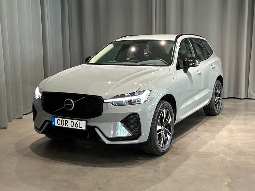 Bild 1 av Volvo XC60 T6 Plus Dark Nordic Edition *V-HJUL/DRAG*