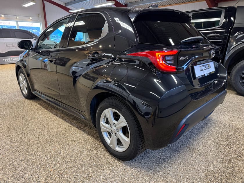 Bilde 4 av Toyota Yaris Hybrid 115