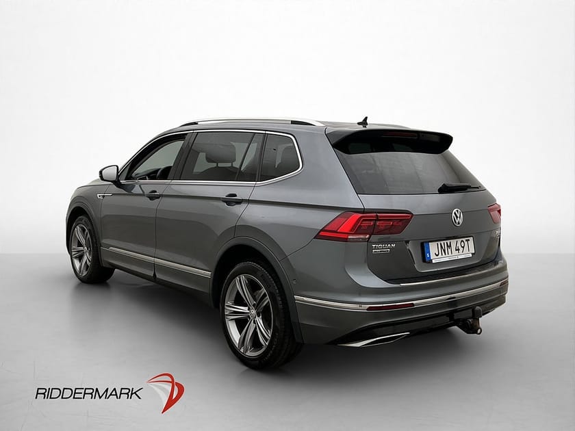 Bild 5 av Volkswagen Tiguan Allspace 7-sätes 2.0 TDI 4M R-Line 7-sits Cockpit