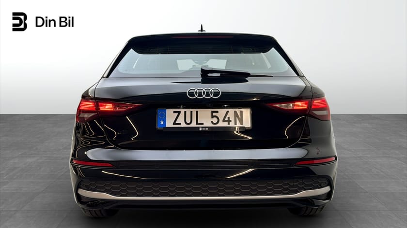 Bild 5 av Audi A3 Sportback 35 TFSI 150hk Backkamera/Carplay