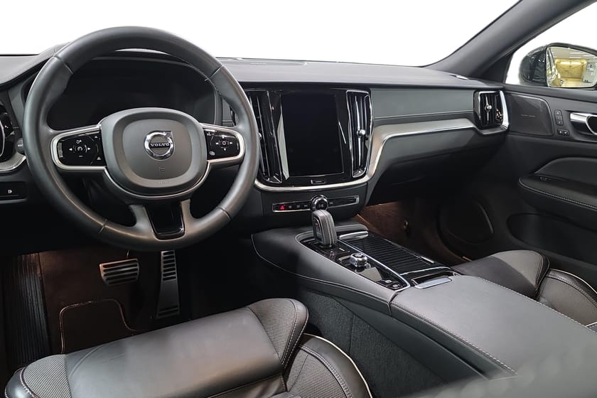 Bild 3 av Volvo V60 Recharge T8 R-Design