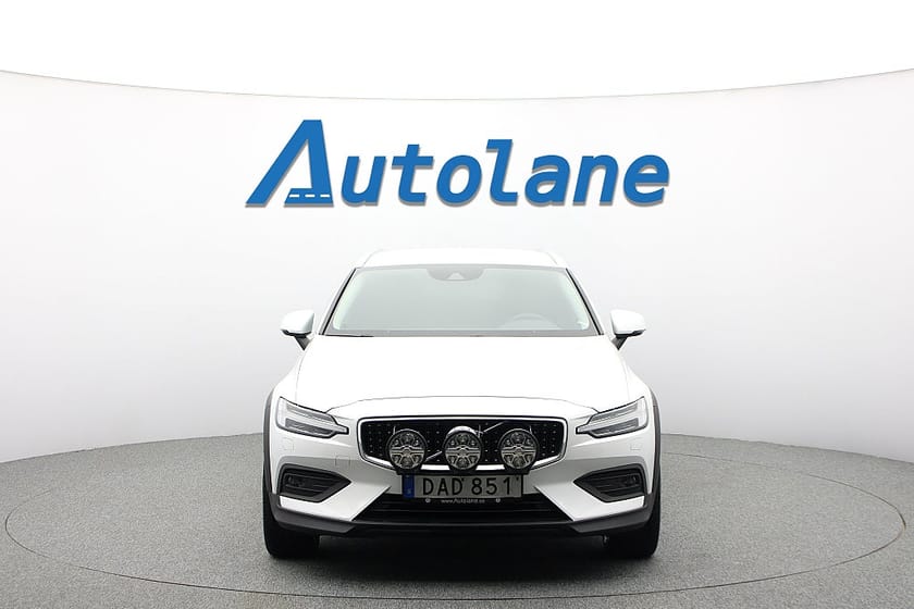 Bild 3 av Volvo V60 Cross Country B4 AWD Advanced Navigation, Kamera, Värmare 197hk