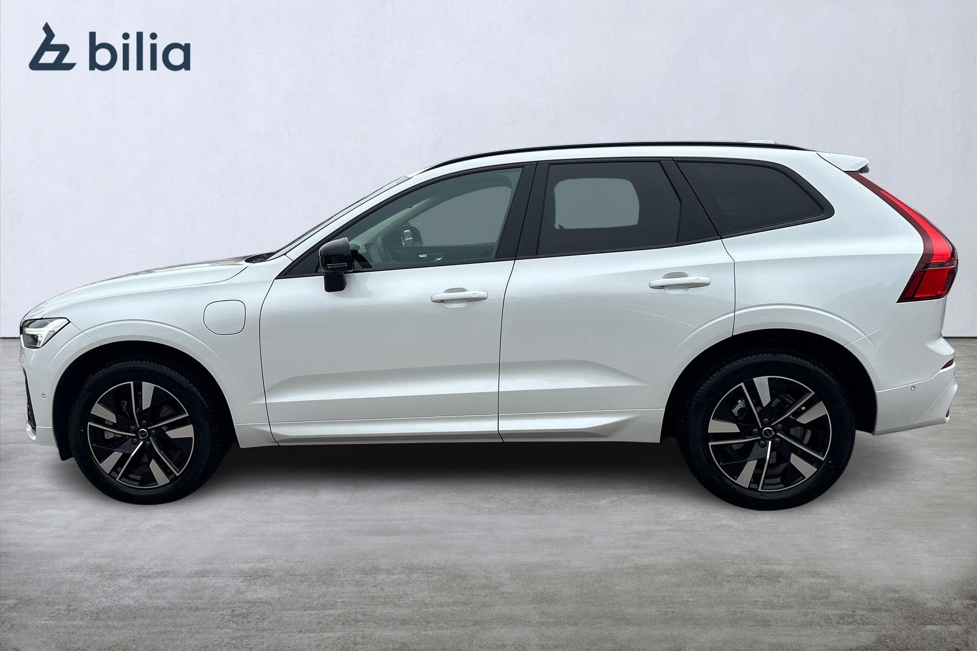 Volvo XC60 T6 Plus Dark Nordic Edition 2026, photo 3/10