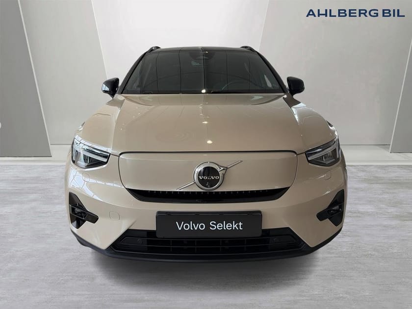 Bild 4 av Volvo EX40 Twin Motor Performance ⚪ Plus, Klimatpaket, Dragkrok Halvautomatisk, Parkeringskamera 360, HarmanKardon PremiumSound, Google Maps,