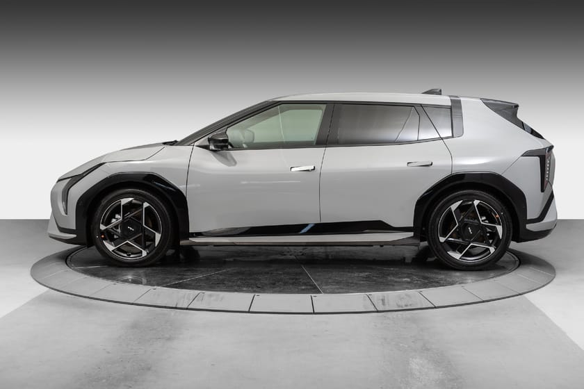 Bilde 2 av Kia EV4 Long Range GT Line,Skinn,Navigasjon,V2L,360 Kamera,H&K lyd