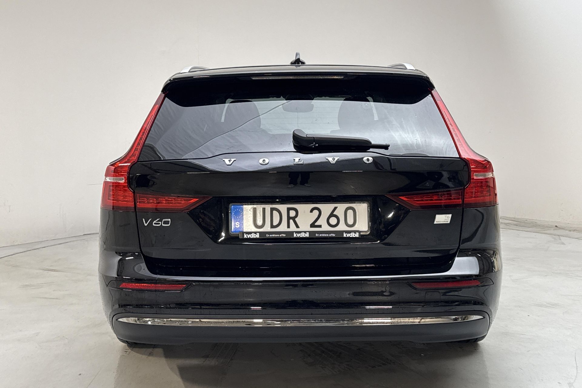 Volvo V60 Recharge T6 AWD 2023, bild 6/10