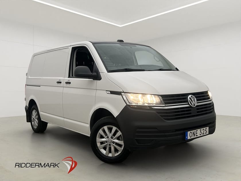 Bild 1 av Volkswagen Transporter 2.0TDI Värm Drag Kamera CARPLAY Moms