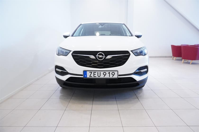 Bild 3 av Opel Grandland X 1,2 Turbo Automat 130hk Dragkrok Rattvärme Backsensor